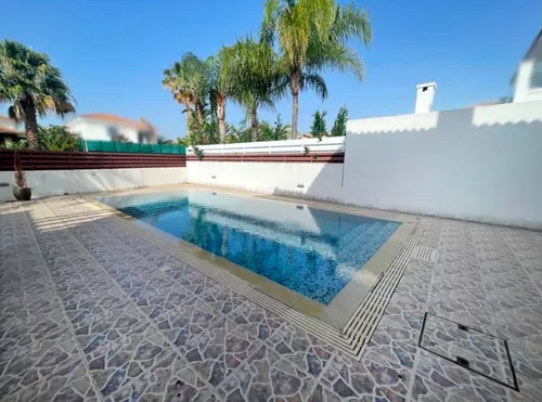 3 Bedrooms House in Pervolia