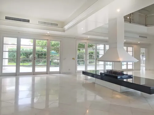 5 Bedrooms House in Athoy 7