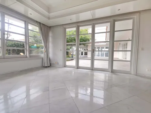 5 Bedrooms House in Athoy 7