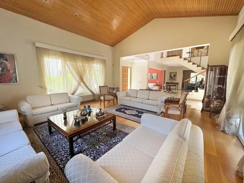 4 Bedrooms House in Alexandrou Papadiamanti 34