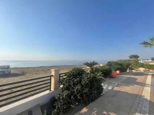 4 Bedrooms House in Dromos Larnacas - Dekelias