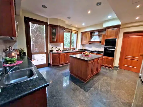 5 Bedrooms House in Filopappou 64