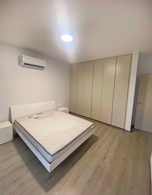 3 Bedrooms House in 1 Apriliou