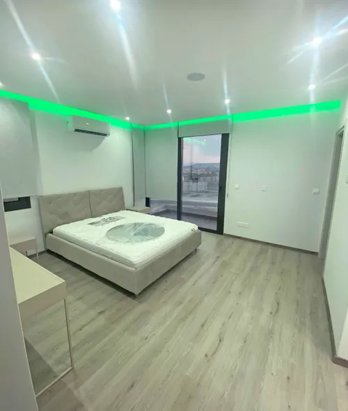 3 Bedrooms House in 1 Apriliou