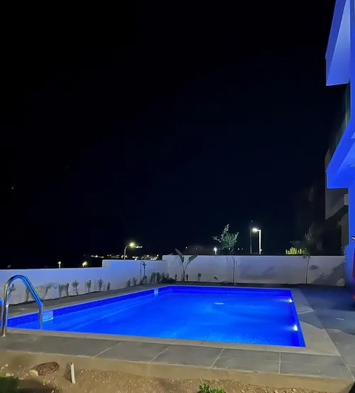 3 Bedrooms House in 1 Apriliou