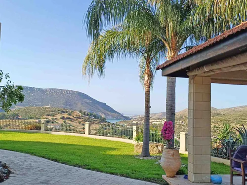 Scenic Retreat Villa