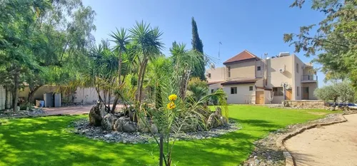 5 Bedrooms Villa in Kosta Papadopoulou 15