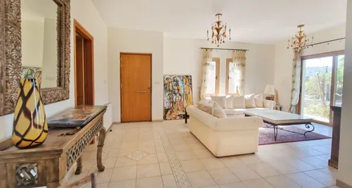 5 Bedrooms Villa in Kosta Papadopoulou 15