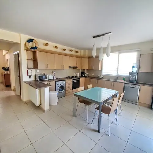 5 Bedrooms House in Dwdekanisswn 43