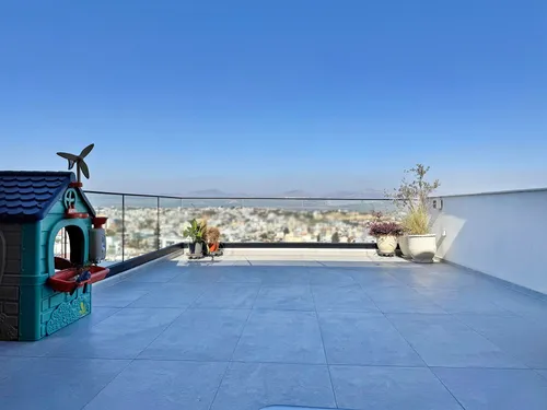 3 Bedrooms Penthouse in 2 Vavyla