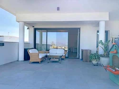 3 Bedrooms Penthouse in 2 Vavyla