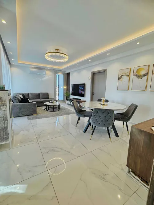 Luxurious Penthouse with Salt Lake View