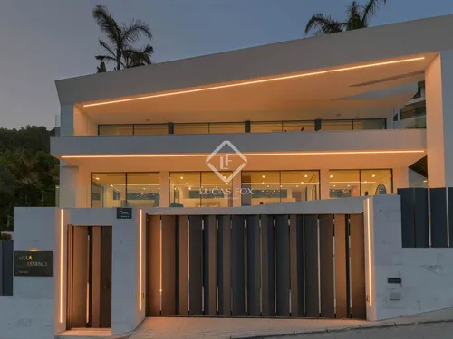 5 Bedrooms House / Villa in Cas Mut