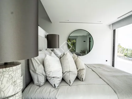 5 Bedrooms House / Villa in Cas Mut