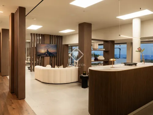 4 Bedrooms House / Villa in Calle Montemayor