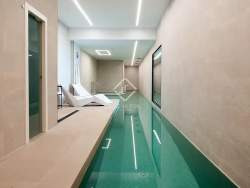 4 Bedrooms House / Villa in Calle Montemayor