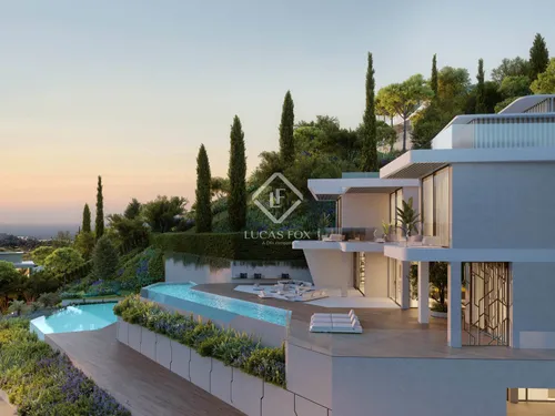 4 Bedrooms House / Villa in Benahavís