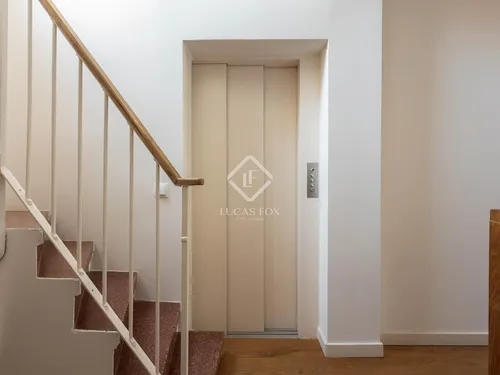 4 Bedrooms House / Villa in Circumval·lació