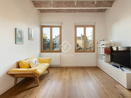 4 Bedrooms House / Villa in Circumval·lació