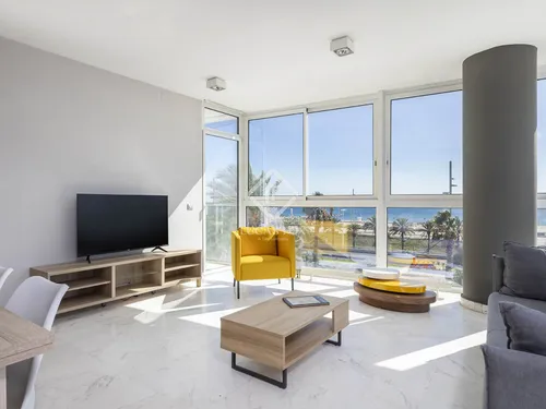 3 Bedrooms Apartment in Passeig Garcia Faria