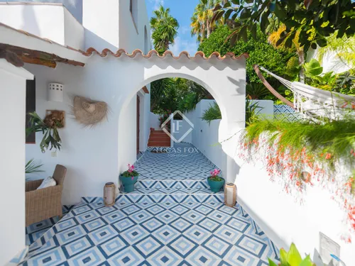 3 Bedrooms House / Villa in DS P STA EULALIA