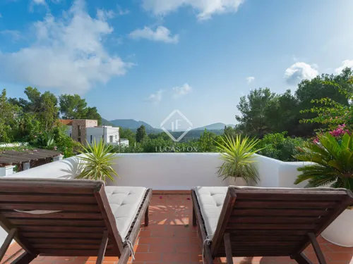 3 Bedrooms House / Villa in DS P STA EULALIA