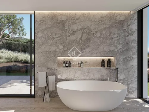 4 Bedrooms House / Villa in La Reserva de Sotogrande