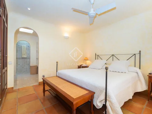 5 Bedrooms House / Villa in DS PUIG GROS