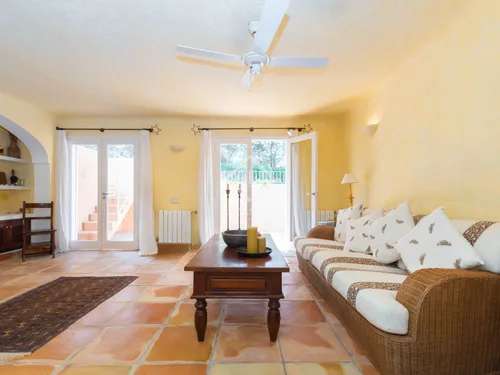 5 Bedrooms House / Villa in DS PUIG GROS