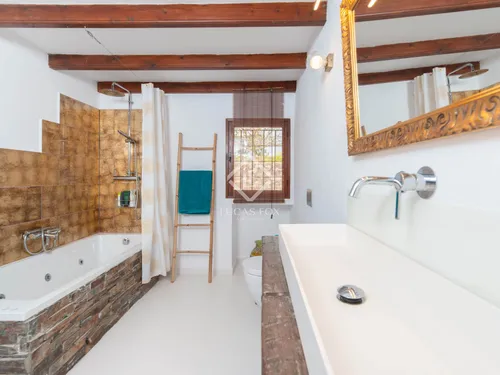 4 Bedrooms House / Villa in DS SA BASSA ROJA