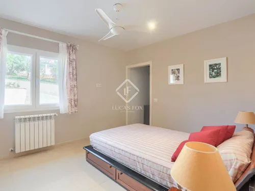 3 Bedrooms House / Villa in ARTIJOL