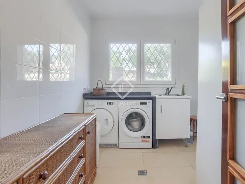 3 Bedrooms House / Villa in ARTIJOL