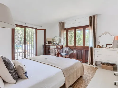 5 Bedrooms House / Villa in V. BENDINAT,