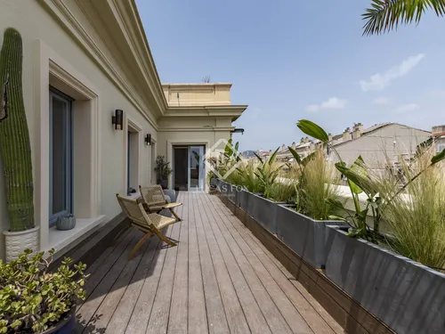 3 Bedrooms Apartment in Diputació