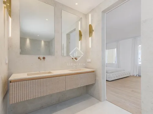 3 Bedrooms Apartment in Diputació