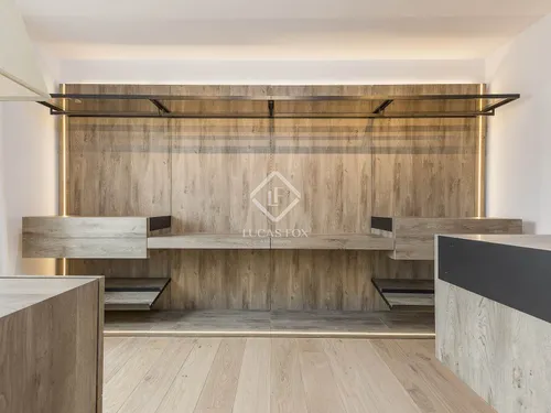 3 Bedrooms Apartment in Diputació