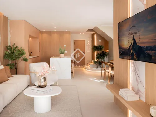 4 Bedrooms House / Villa in Azalea Beach