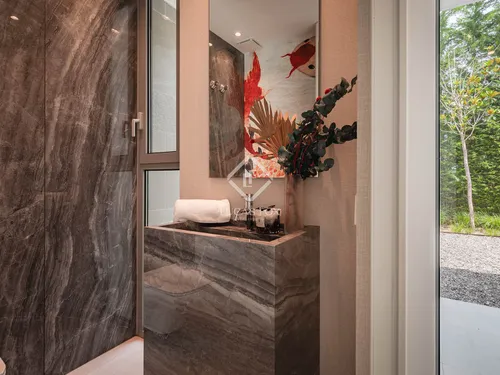 4 Bedrooms House / Villa in Urb. El Paraiso