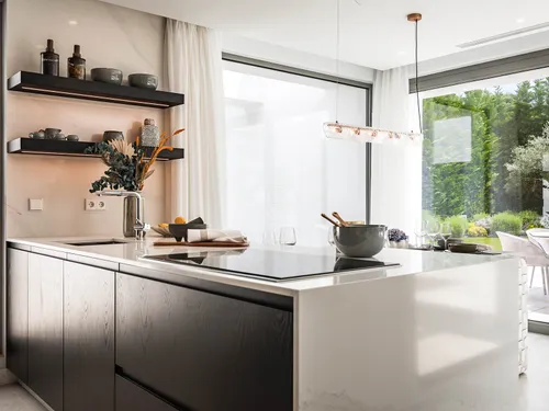 4 Bedrooms House / Villa in Urb. El Paraiso