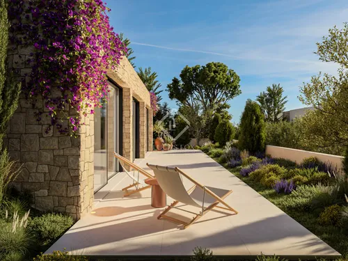 5 Bedrooms House / Villa in Carrer Islandia