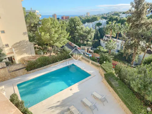 3 Bedrooms Apartment in carrer des barranc