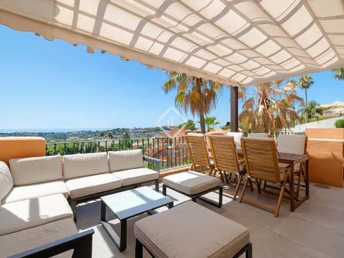 3 Bedrooms Apartment in Les Belvederes