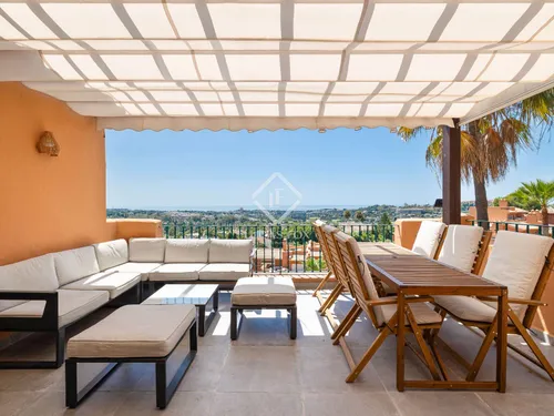 3 Bedrooms Apartment in Les Belvederes