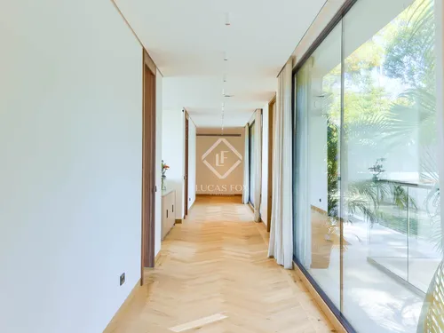 7 Bedrooms House / Villa in Margalida Coll