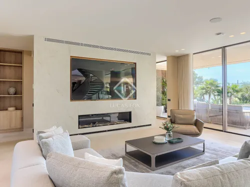 7 Bedrooms House / Villa in Margalida Coll