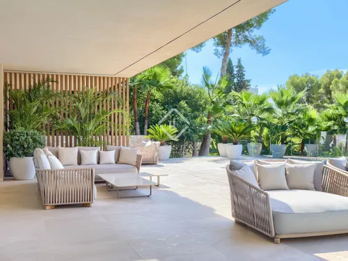 7 Bedrooms House / Villa in Margalida Coll