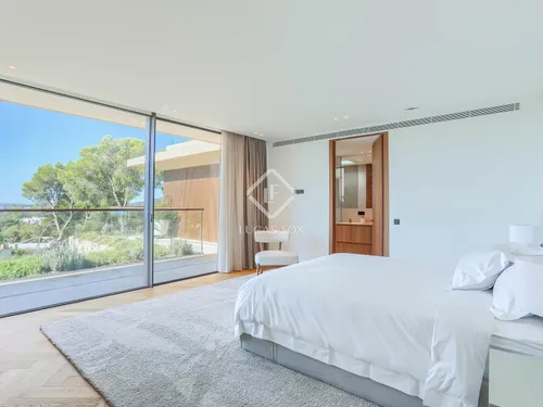 7 Bedrooms House / Villa in Margalida Coll