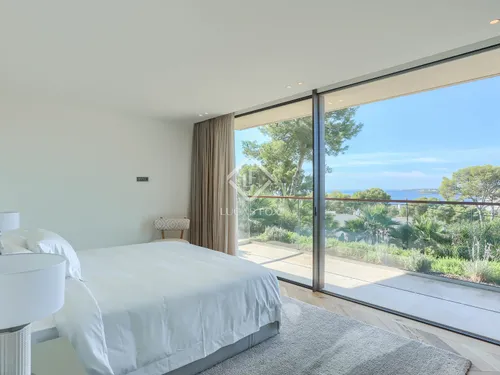 7 Bedrooms House / Villa in Margalida Coll