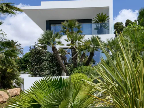 6 Bedrooms House / Villa in Carrer Buho