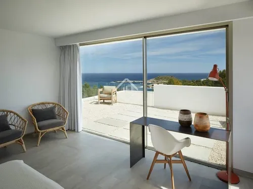 8 Bedrooms House / Villa in Carrer Camí de sa Torre